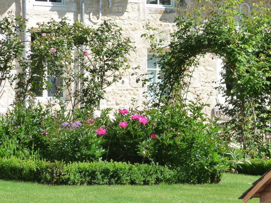 La Maison Du Potager De Mazieres Sainte-Solange Экстерьер фото