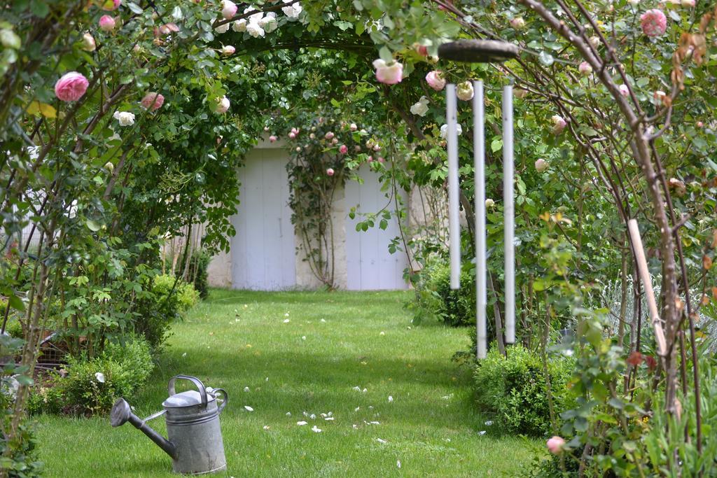 La Maison Du Potager De Mazieres Sainte-Solange Экстерьер фото